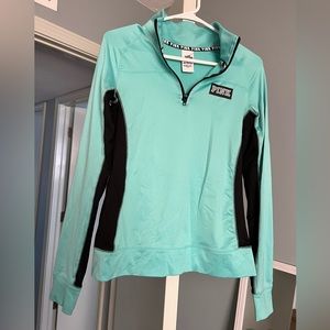 VS Pink 1/4 zip active top